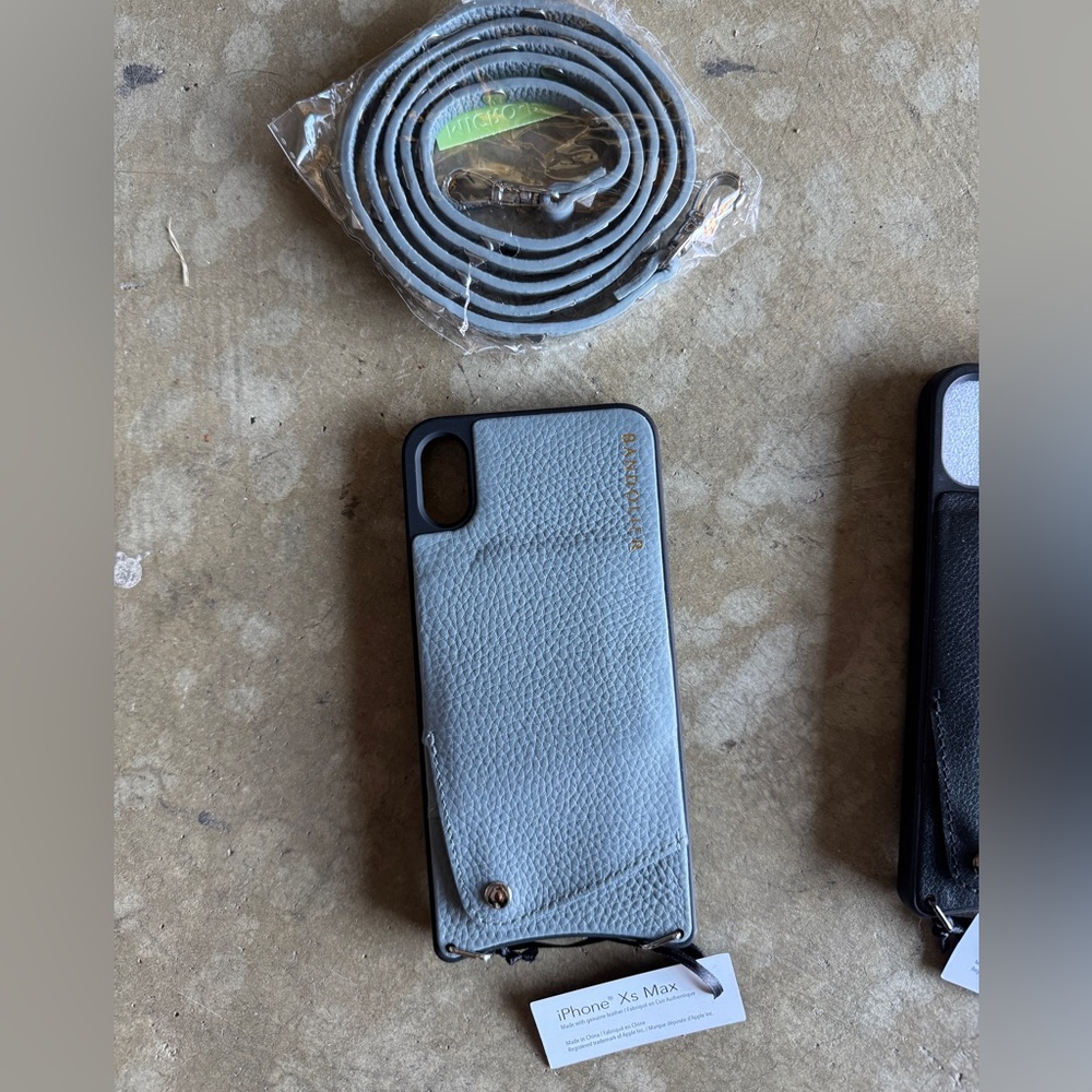NWT: BANDOLIER - iPhone Xs MAX